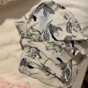 Althea white flower shorts